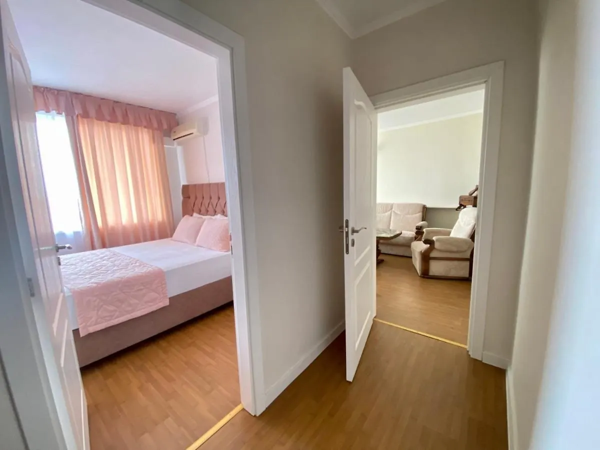 Wild Cherry 2 Bedroom Apartament Economy-1 Warna 0*,  Bulgarien